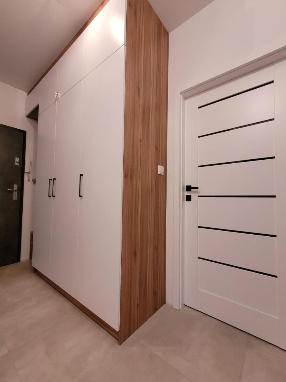 Apartament Lilla 2 Jelenia Góra Exteriör bild